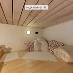 Apartman Iq Wood