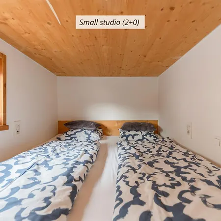 Iq Wood Apartman *