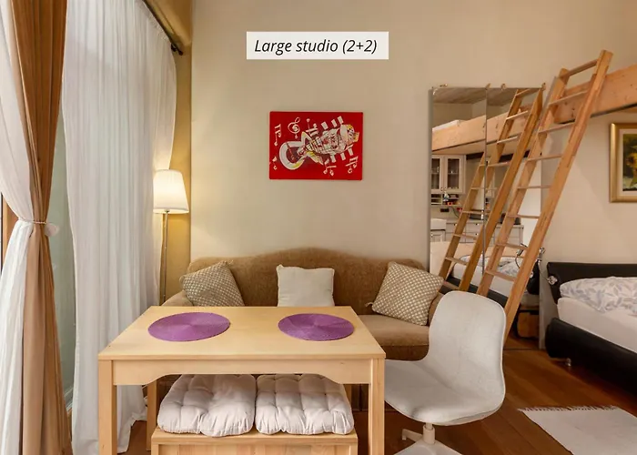 Iq Wood アパート リュブリャナ